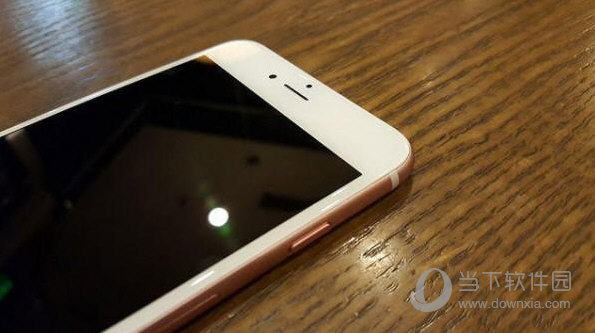 iPhone6s黑屏没反应怎么办 - iphone6s黑屏但是机器是开着的是什么原因